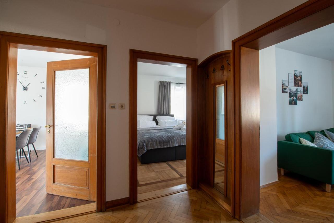 Bessa Homes 6 Personen 2 Schlafzimmer, 3 King Size, Betten, Balkon, Kueche Haag in Oberbayern Exterior foto